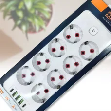 Електричний подовжувач на 8 виделок 3 USB-портами 2500W 5 метрів